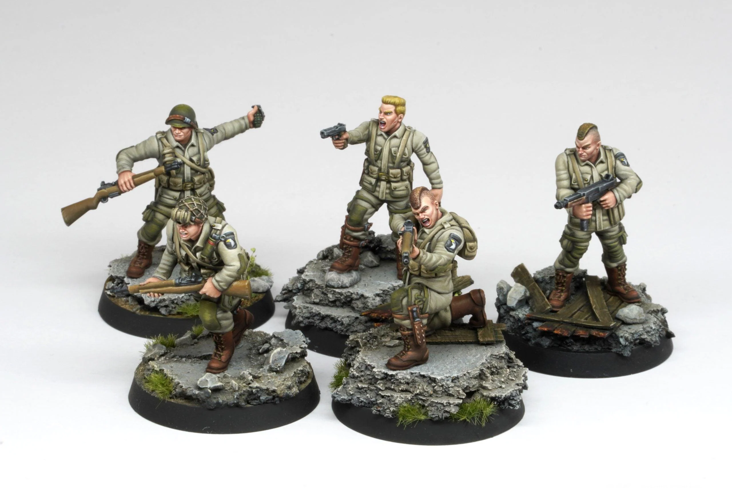 AK Interactive - Scale Models - Fortunate Sons 101St Airborne Division (10 Miniatures) - Image 5