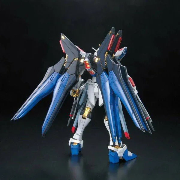 Bandai MG 1/100 STRIKE FREEDOM GUNDAM FULL BURST MODE - Image 3