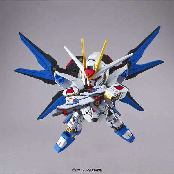 Bandai SD GUNDAM EX-STANDARD STRIKE FREEDOM GUNDAM - Image 3