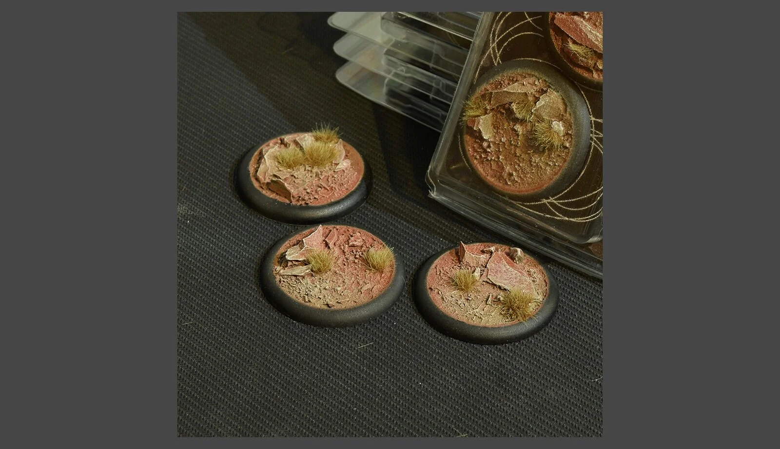 Gamers Grass: Bases: Badlands Bases (RoundLip 50mm (x3))