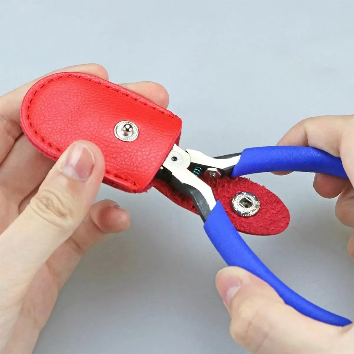 Godhand: Tools - Nipper Cap With Snap Fastener - Image 2
