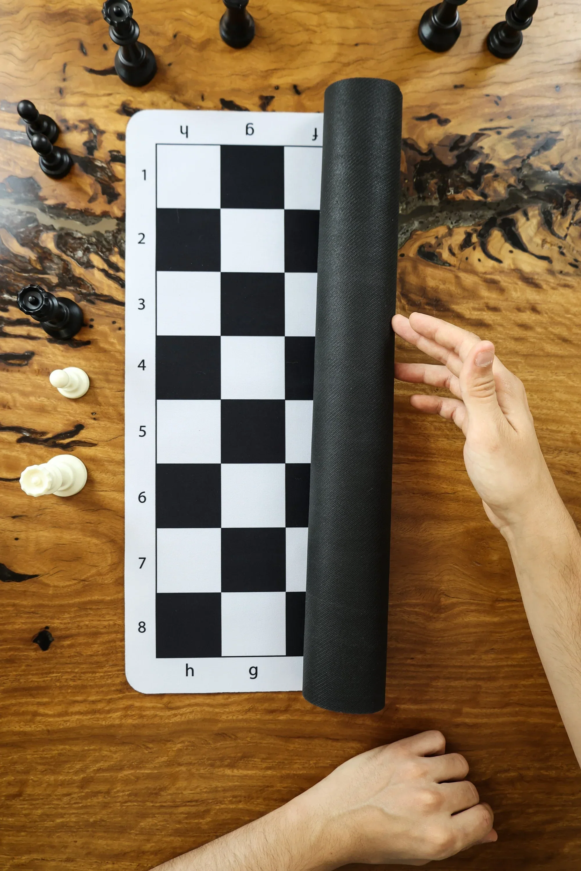 LPG Classics Club Chess Set - Black - Image 3