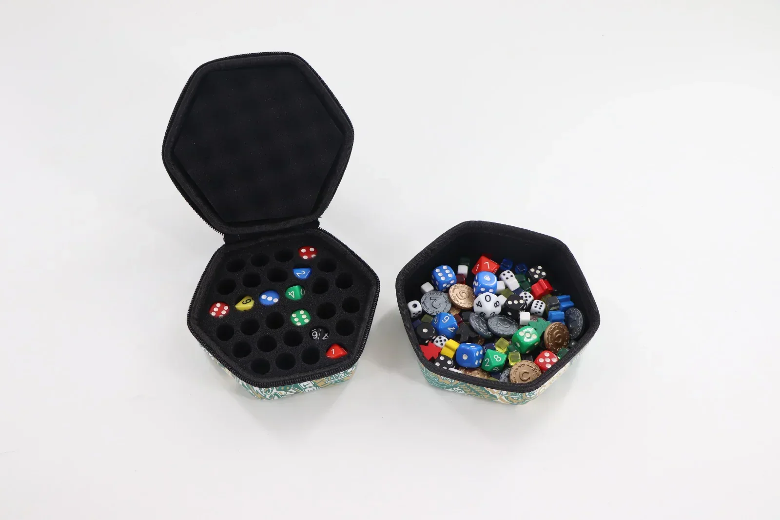 LPG Essentials Dice Carrier with Tray - Artist Series Cara - Image 4