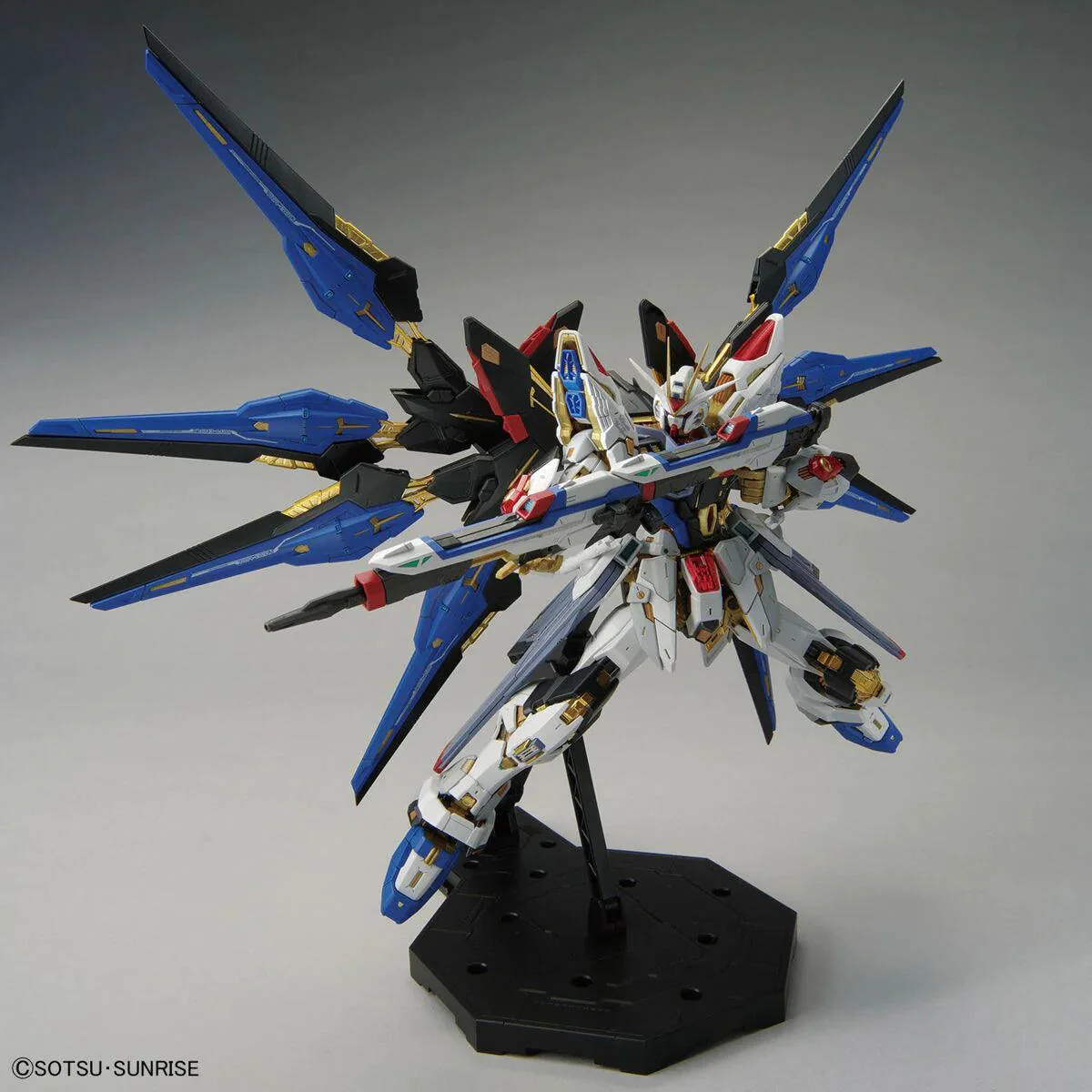 Bandai MGEX 1/100 STRIKE FREEDOM GUNDAM - Image 6