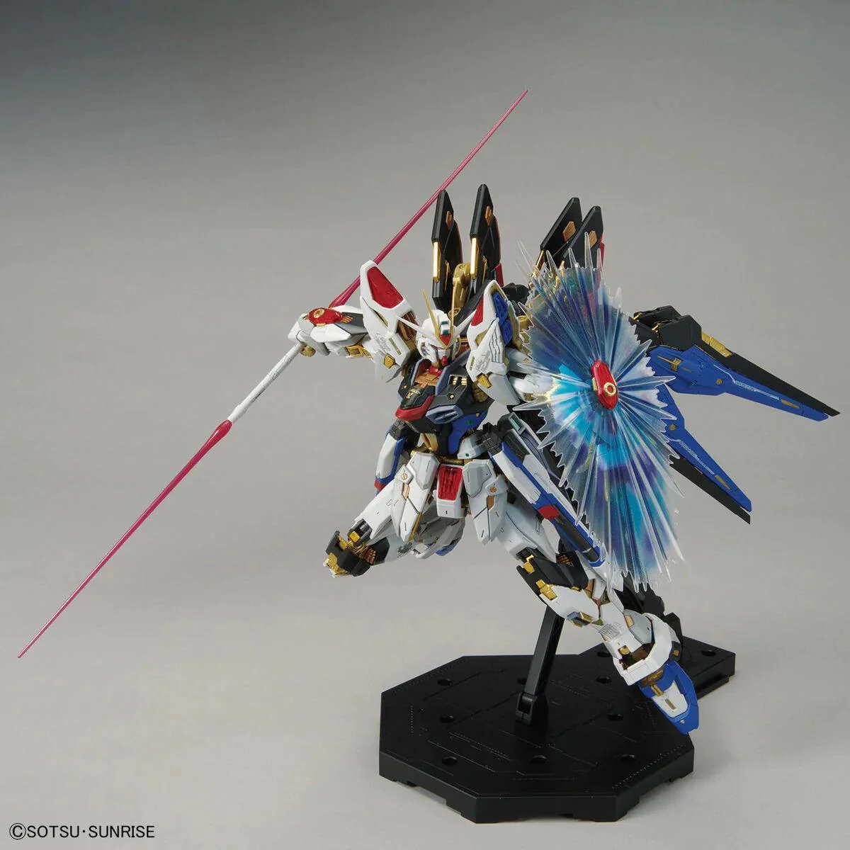 Bandai MGEX 1/100 STRIKE FREEDOM GUNDAM - Image 7