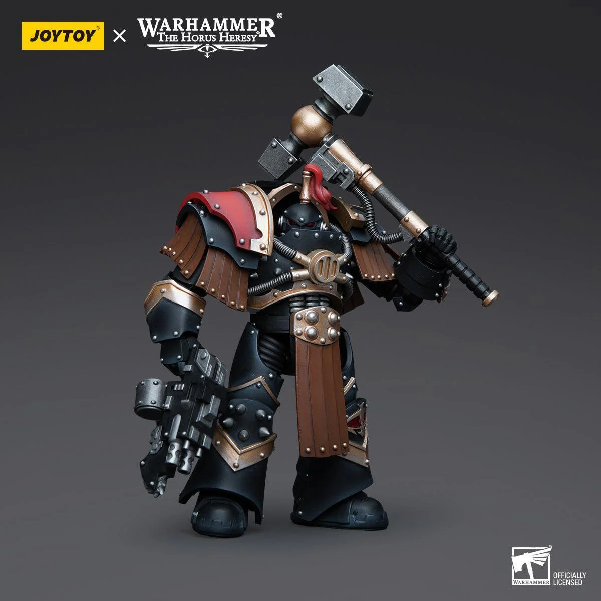 Warhammer Collectibles: 1/18 Scale Sons of Horus Justaerin Terminator Squad Justaerin Thundr Hammer - Image 3