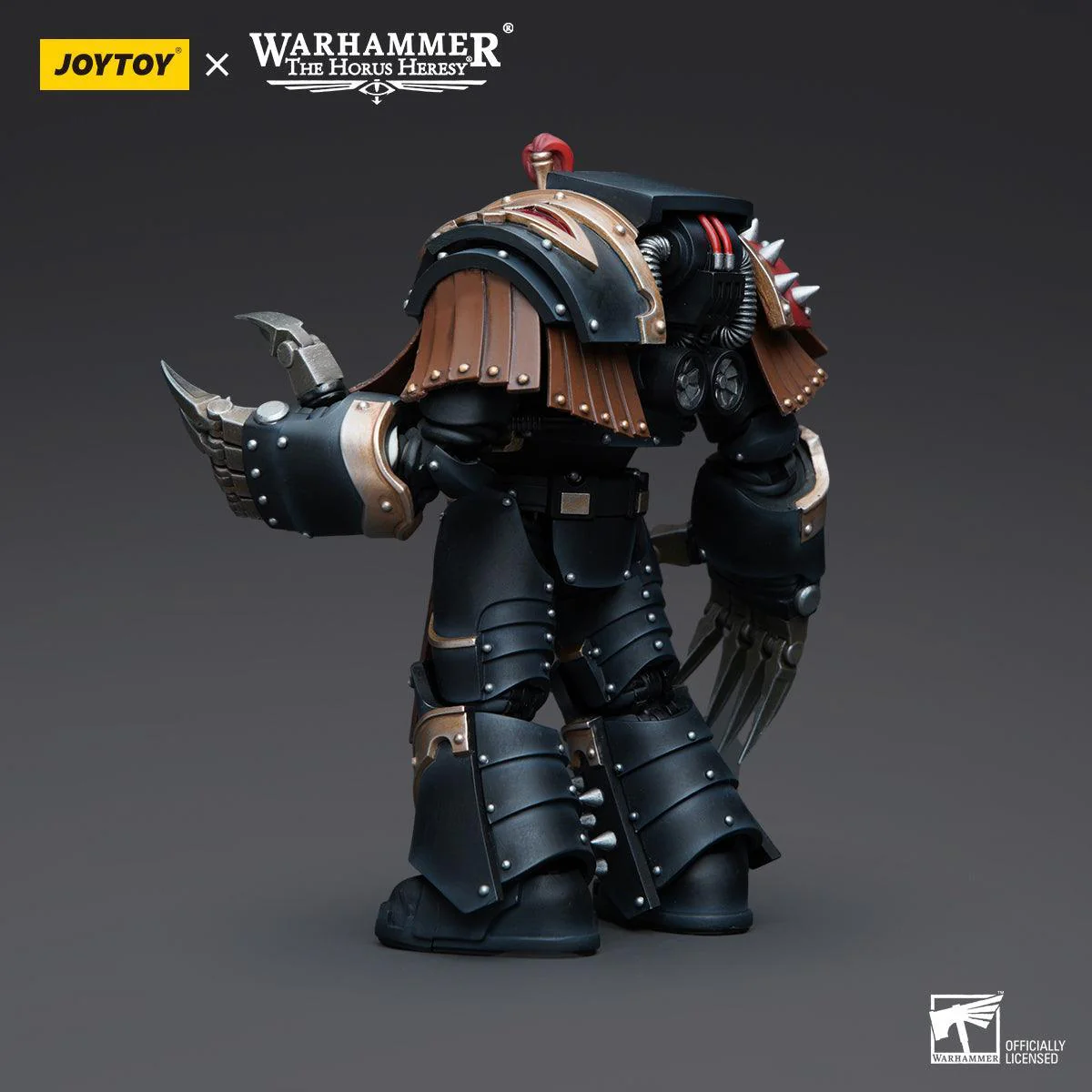 Warhammer Collectibles: 1/18 Scale Sons of Horus Justaerin Terminator Squad Justaerin w Light Claws - Image 2