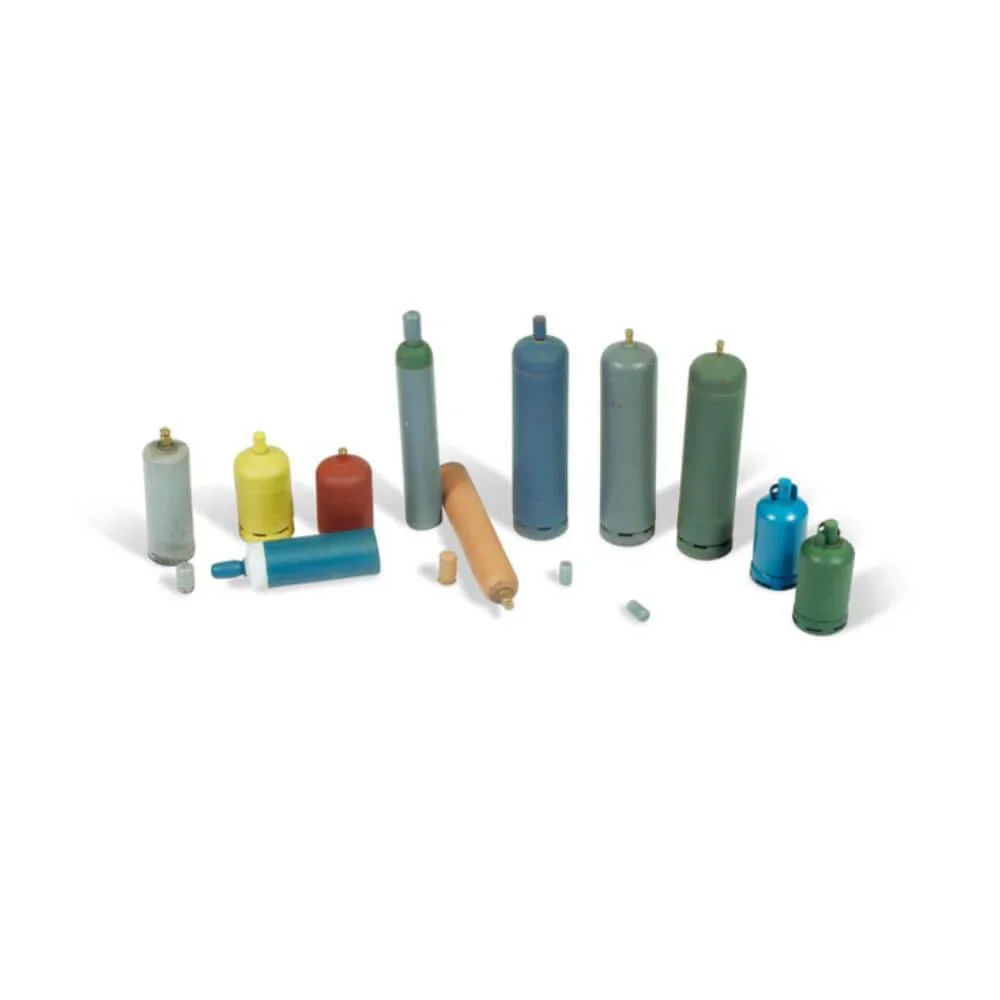 SALE Vallejo Scenic Accessories - Modern Gas Bottles