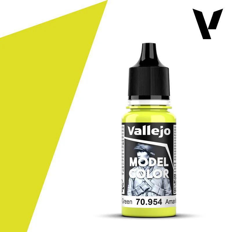 Vallejo Model Colour #090 - Yellow Green - 18 ml Matt Acrylic Paint