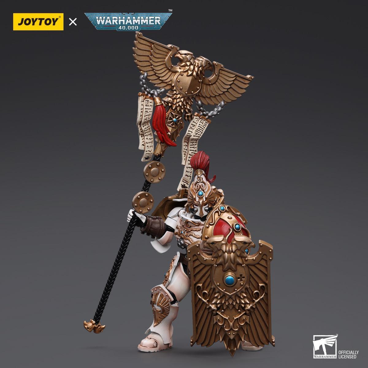 Warhammer Collectibles: 1/18 Scale Adeptus Custodes Solar Watch Vexilus Praetor - Image 3