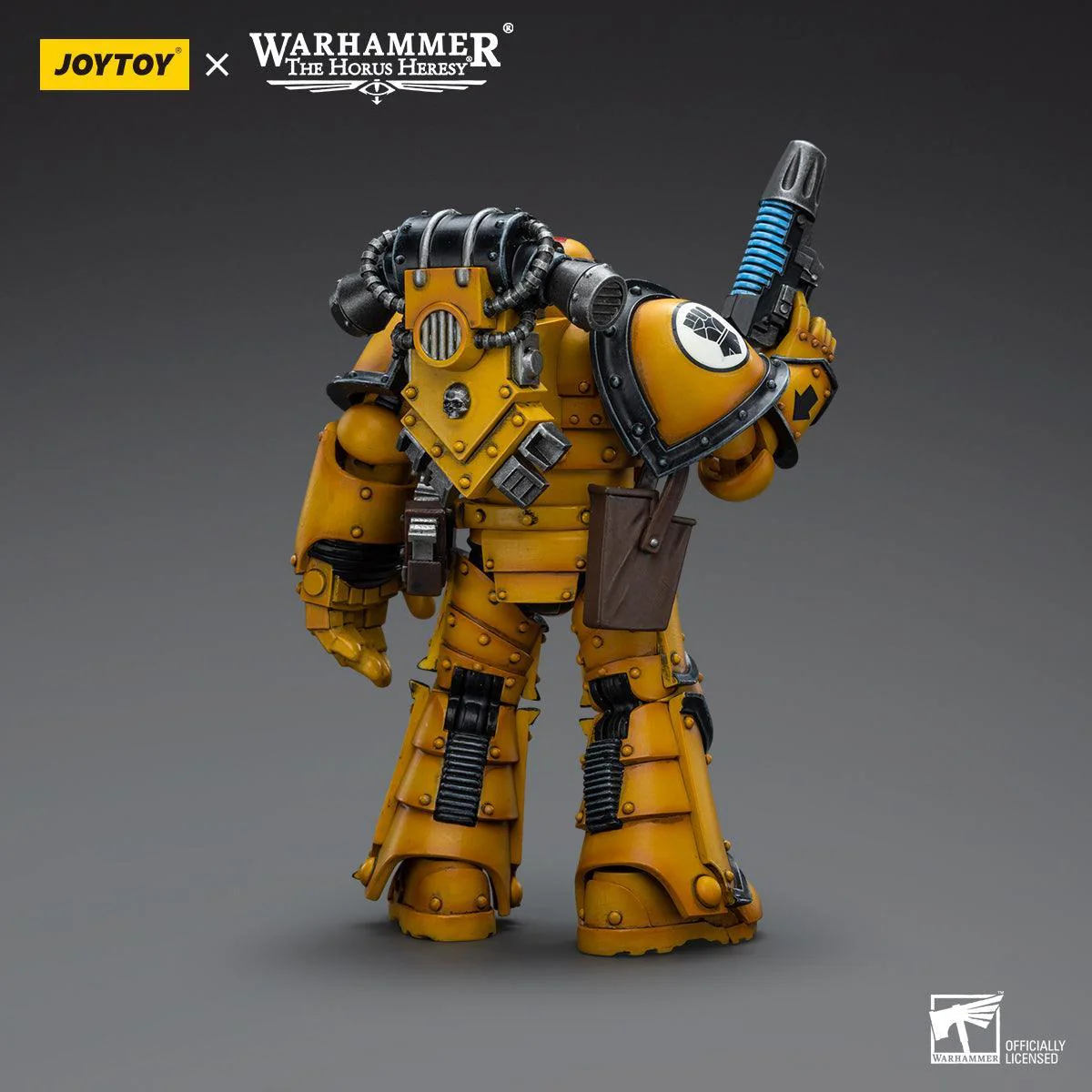 Warhammer Collectibles: 1/18 Scale Imperial Fists Legion MkIII Tactical Squad Sergeant with Pwr Fist - Image 2