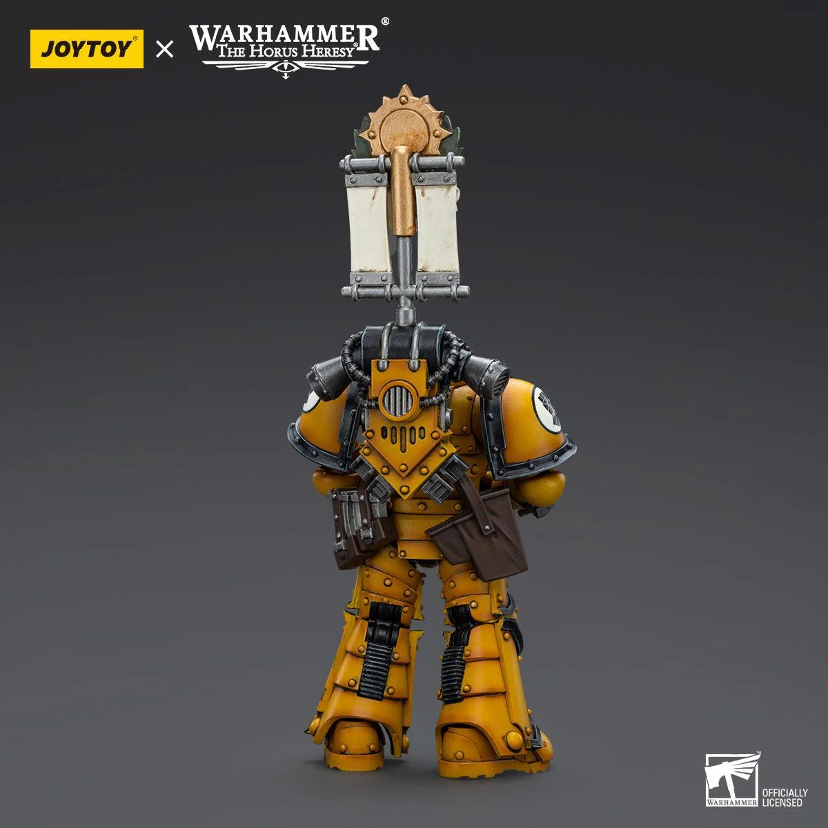 Warhammer Collectibles: 1/18 Scale Imperial Fists Legion MkIII Tactical Squad Sgt with Power Sword - Image 2