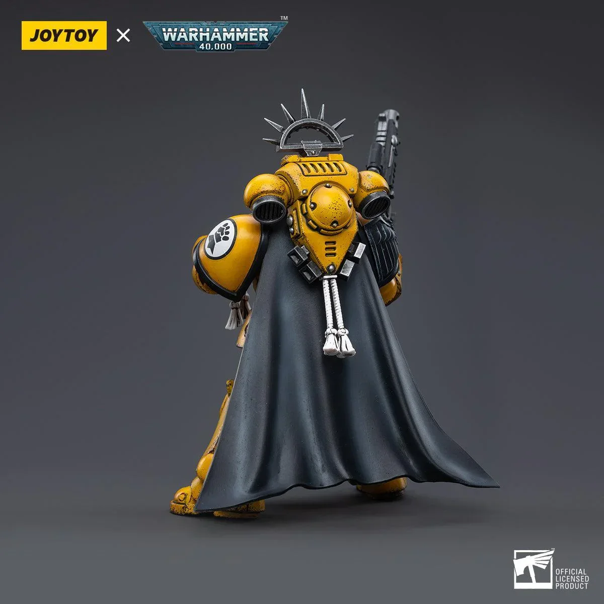 Warhammer Collectibles: 1/18 Scale Imperial Fists Primaris Captain - Image 2