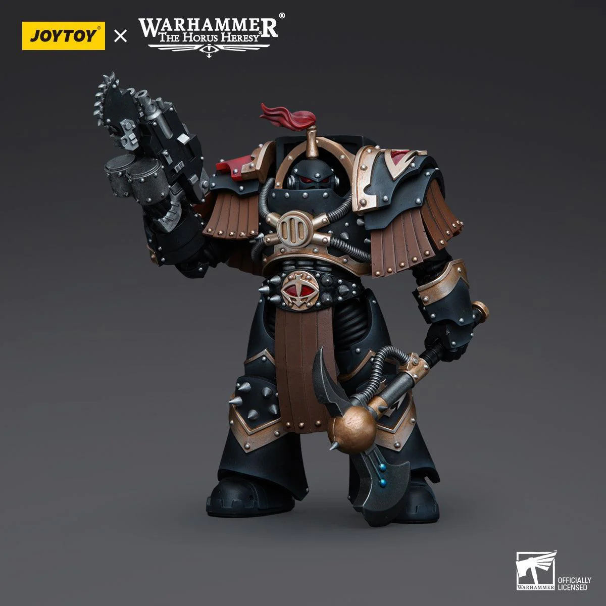 Warhammer Collectibles: 1/18 Scale Sons of Horus Justaerin Terminator Squad Justaerin w Power Axe - Image 3
