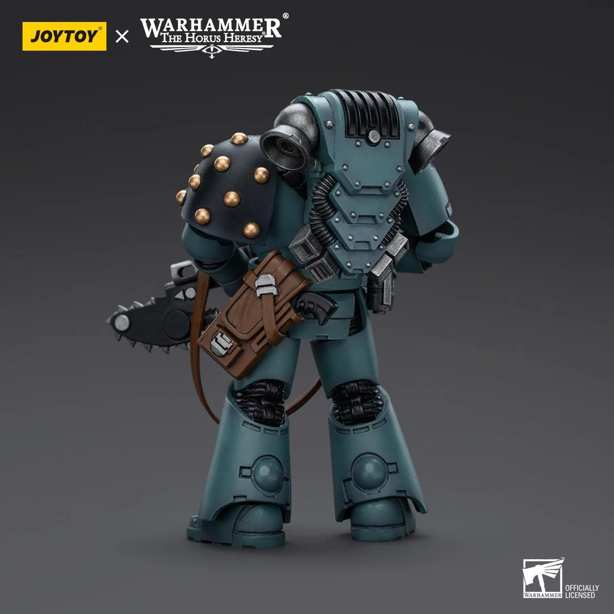 Warhammer Collectibles: 1/18 Scale Sons of Horus MKVI Tactical Squad Legionary w/ Bolter, Chainblade - Image 2
