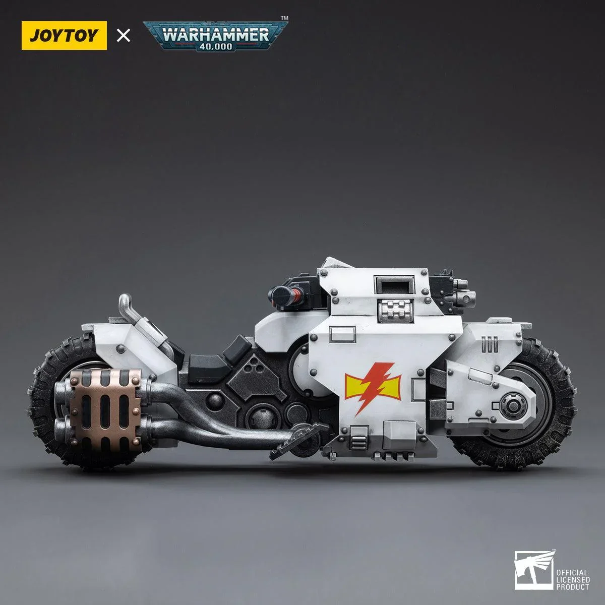 Warhammer Collectibles: 1/18 Scale White Scars Raider-pattern Combat Bike - Image 2